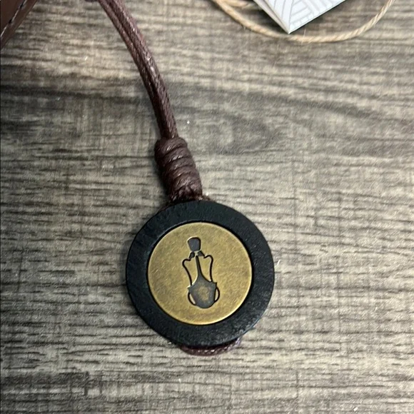 The Sak | Rattan & Leather Crossbody Bag ✨ - Picture 8 of 15